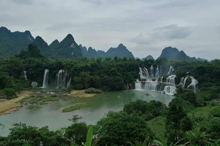 8-Day Guilin to Nanning Private Tour — Longji Terraces, Li River & Detian Falls photo 2