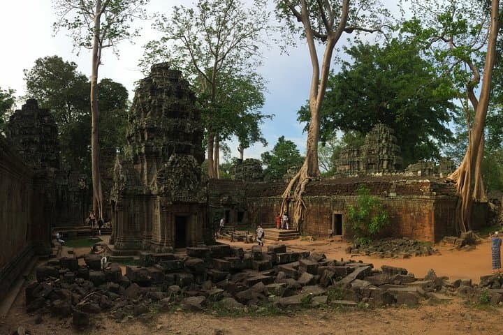 Three-Day Angkor Wat and Phnom Kulen Temple Tour from Siem Reap