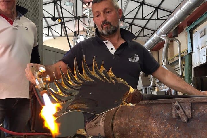 Private Luxury Boat Tour to Murano and Burano: Glassblowing, Lace & Lagoon Views photo 4