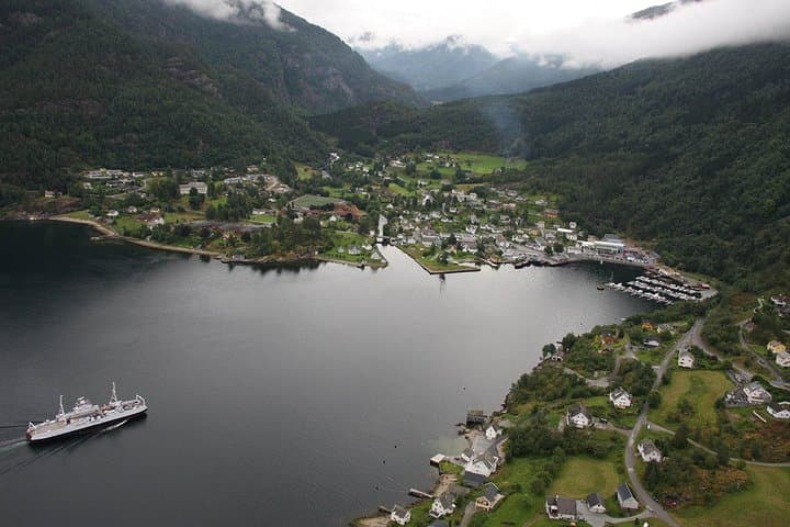 Private Folgefonna Glacier Blue-Ice Hike from Bergen — Full-Day Adventure photo 6