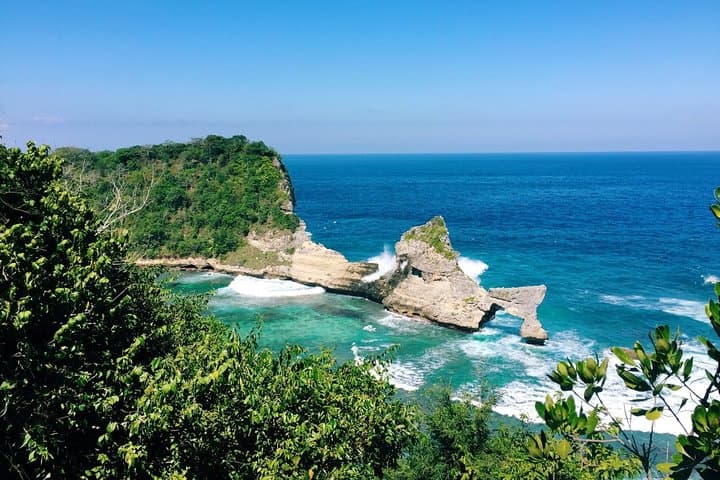 Nusa Penida East & West Day Tour — Kelingking, Atuh, Diamond & Broken Beach photo 1