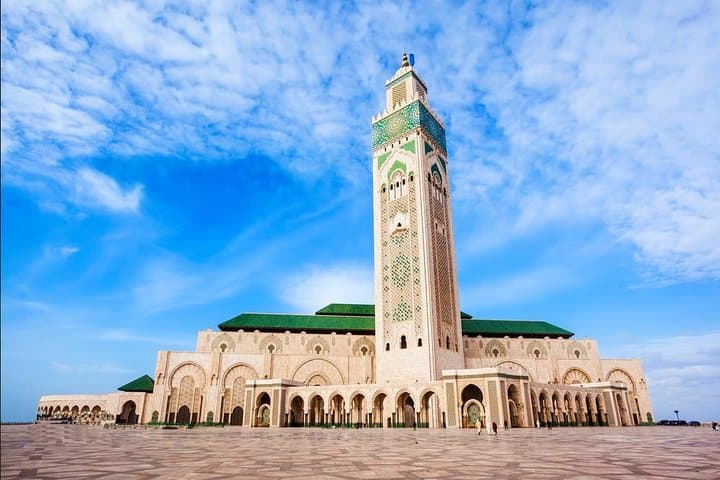7-Day Atlas Mountains & Luxury Sahara Desert Tour from Casablanca