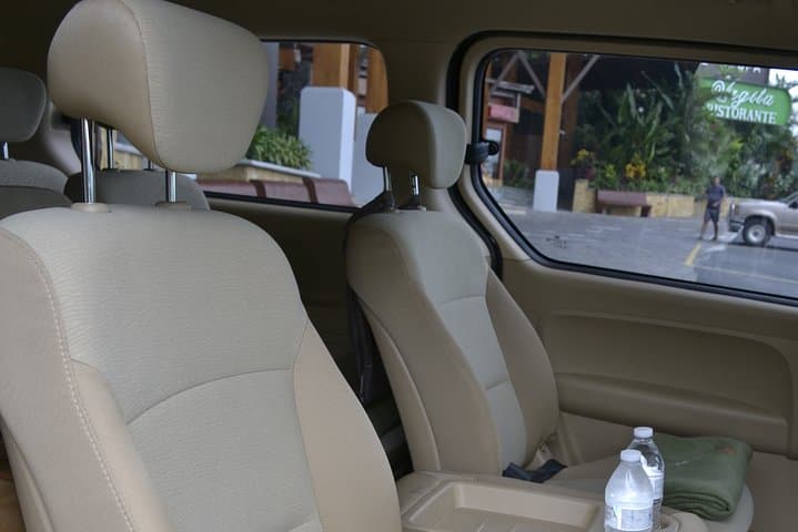 Private Transfer from Rio Celeste Hideaway to San José (SJO) — Up to 8 Passengers photo 6