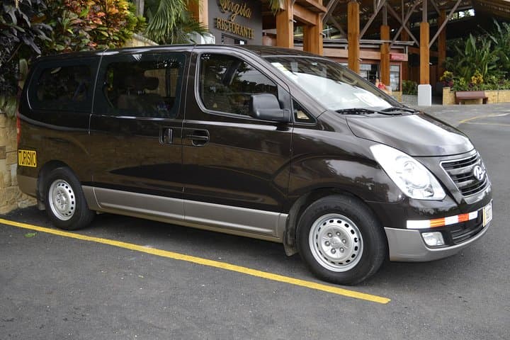Private Transfer from Rio Celeste Hideaway to San José (SJO) — Up to 8 Passengers photo 4