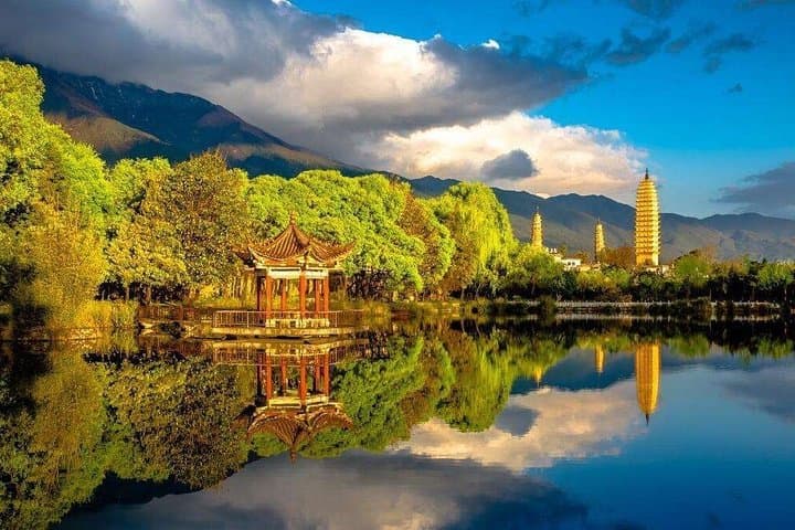 Yunnan in Five Days: Stone Forest, Erhai & Jade Dragon Snow Mountain photo 2