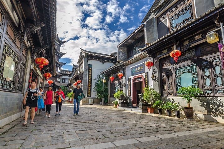 Bullet-Train Day Trip: Dali’s Three Pagodas, Erhai & Bai Villages from Kunming photo 4