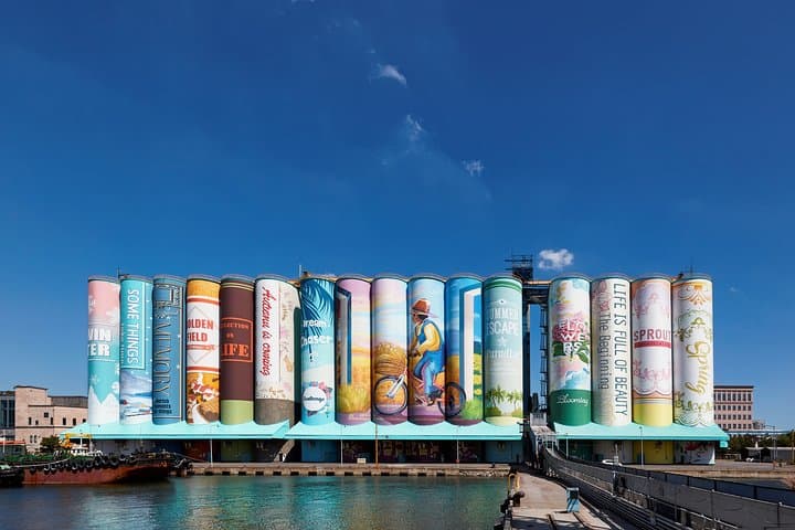 Incheon Full-Day Sunset and Seafood Tour — Wolmido, Murals & Macian Beach Sunset photo 3