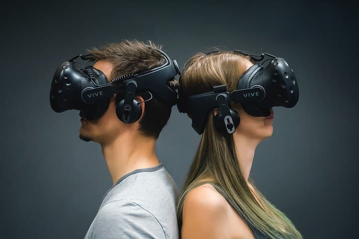 PlayVR Budapest: Immersive VR Arcade Session Near Deák Ferenc Square