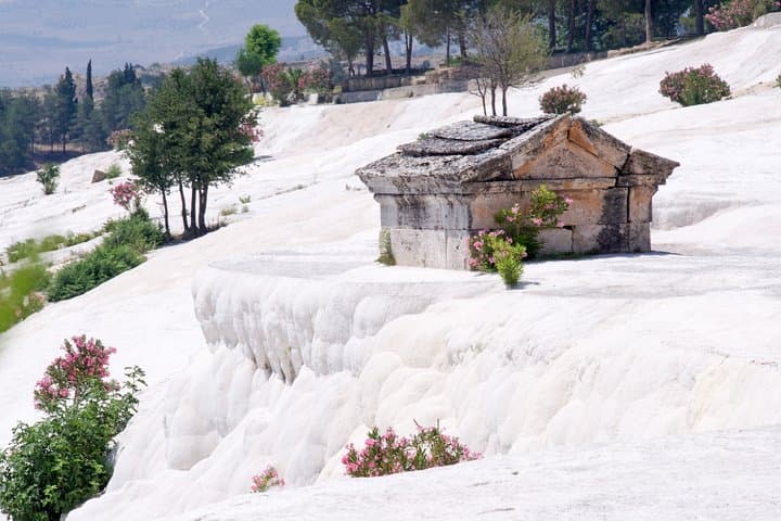 Exploring Pamukkale and Hierapolis: Day Tour from Selcuk to the Cotton Cliffs photo 2