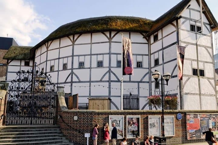 Half-Day Private London Walking Tour - Tower, Thames & Shakespeare photo 6