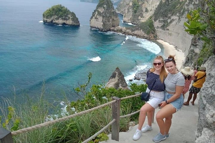 East Nusa Penida Day Tour: Atuh, Diamond Beach & Goa Giri Putri photo 3