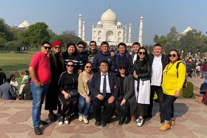 Private Taj Mahal & Agra Fort Day Tour from Delhi — All-Inclusive Experience photo 1