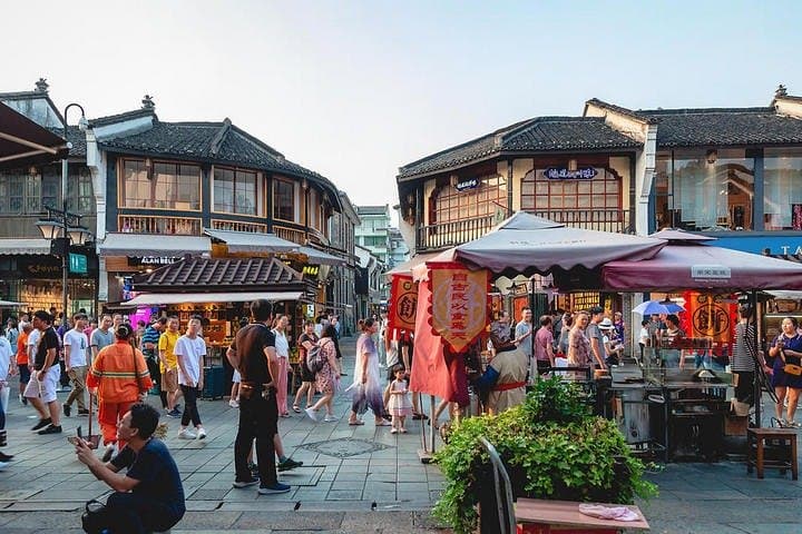 Hangzhou Muslim Day Trip — West Lake, Phoenix Mosque & Qinghefang Ancient Street photo 6