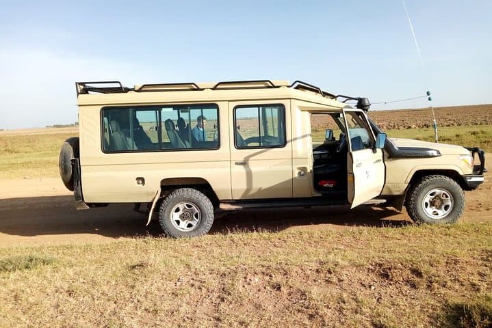 Arusha National Park Half-Day: Wildlife, Craters & Mount Meru Views photo 6