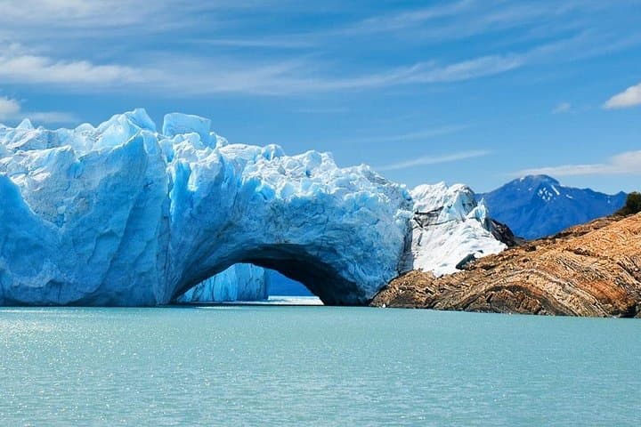 Perito Moreno Glacier Full-Day Tour and Boat Navigation from El Calafate photo 4