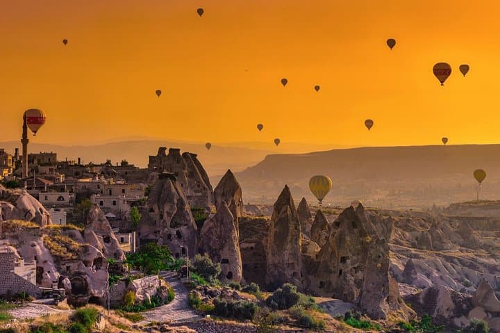 Pearls of Turkey: Pamukkale, Ephesus & Cappadocia Five-Day Cultural and Natural Escape photo 1