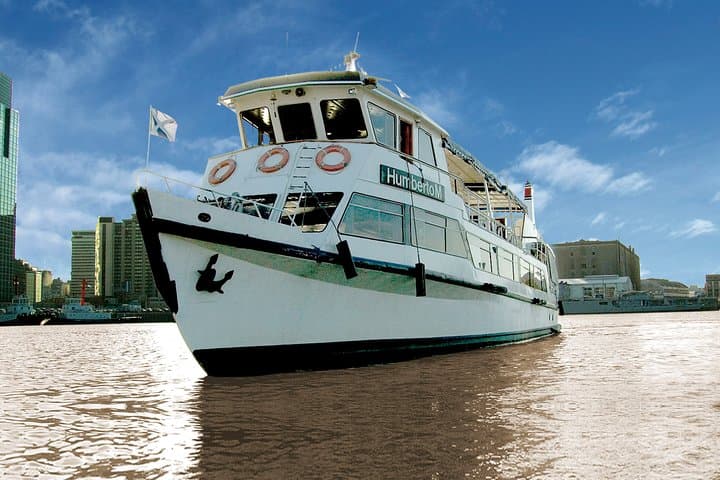 Buenos Aires Small-Group City Tour and Rio de la Plata Sailing