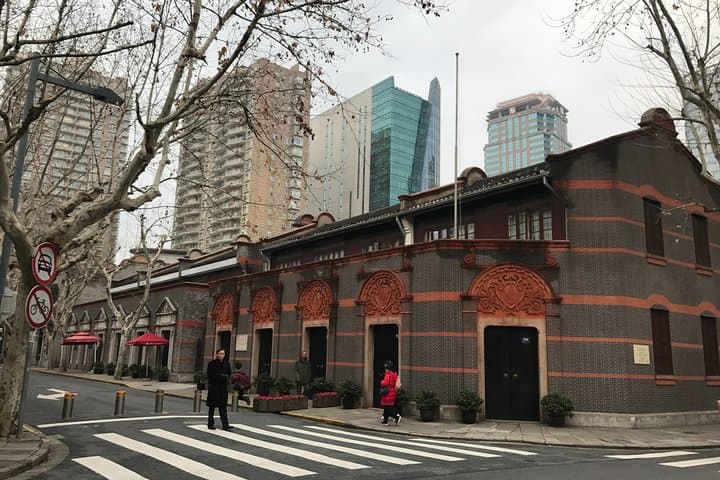 Shanghai Private Cultural Tour: Former French Concession & The Bund photo 4