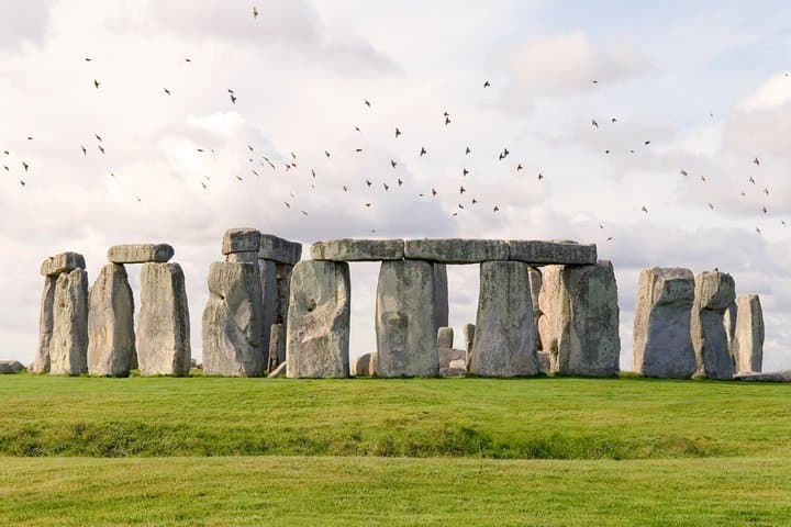 Bath and Stonehenge Day Tour from Oxford — Roman Baths, Georgian Streets & Neolithic Stones photo 4