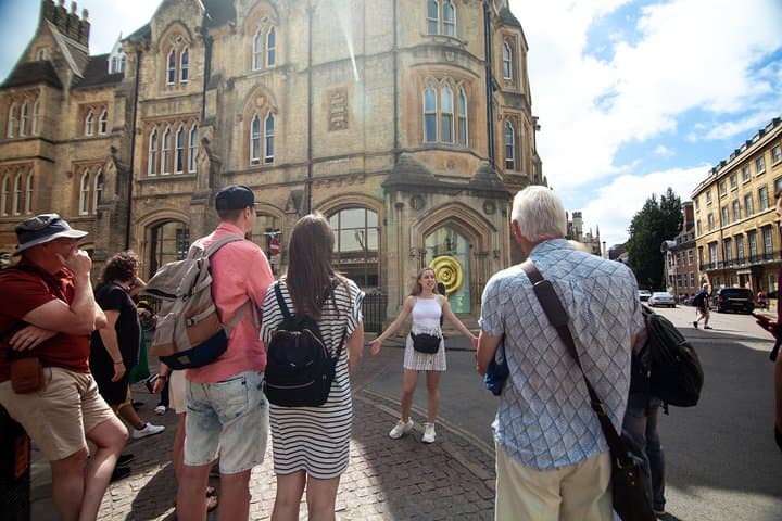 Cambridge with an Insider: Private 2-Hour Walking Tour Led by University Alumni