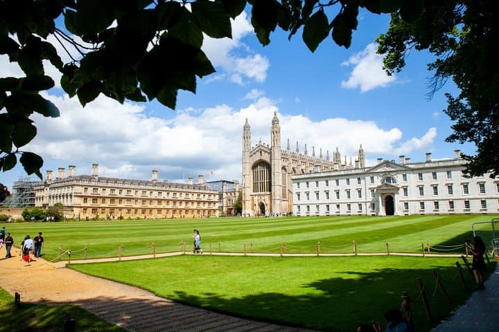 Cambridge with an Insider: Private 2-Hour Walking Tour Led by University Alumni photo 4