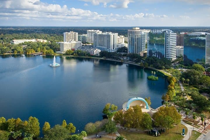 Private Transfer from Orlando-Sanford Airport to Lakeland — Fast Door-to-Door Ride photo 2