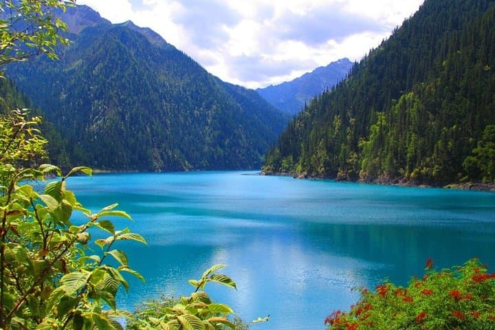 Jiuzhaigou & Huanglong 3-Day Private Tour from Chengdu by Fast Train photo 6