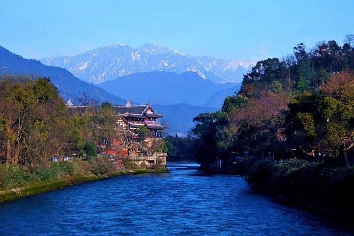 Qingcheng Mountain & Dujiangyan Day Trip from Chengdu — Taoist Trails and Ancient Waterworks photo 3