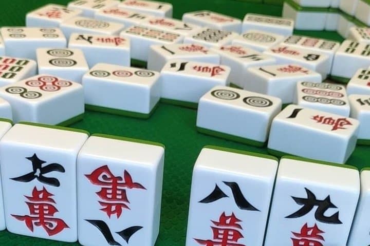 Private Half-Day Mahjong Lesson in Chengdu Teahouse