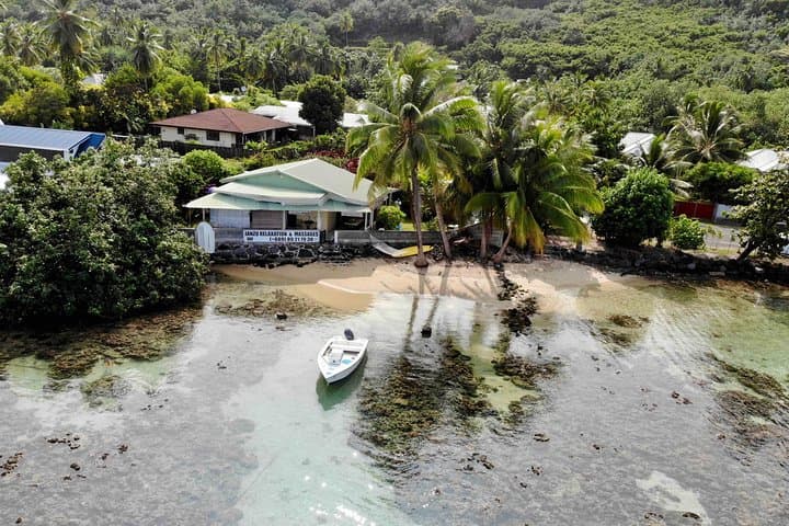 Janzu in Moorea: Lagoon-Based Aquatic Massage and Deep Relaxation photo 6