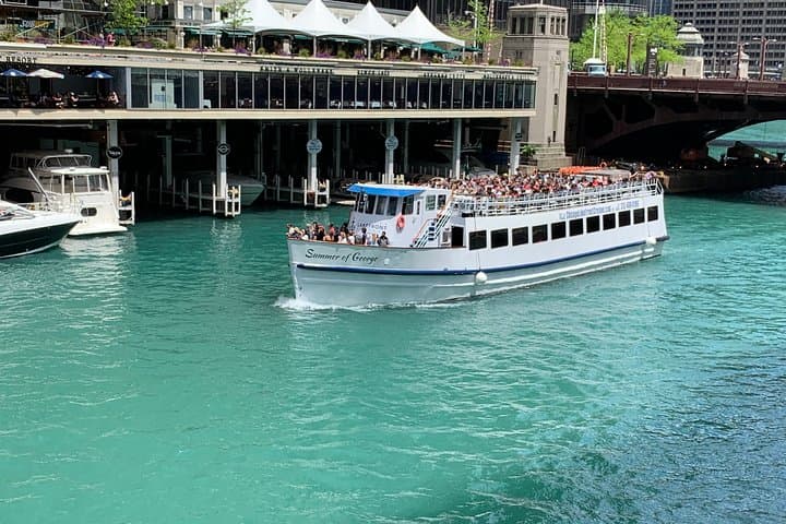 Chicago River 90-Minute Architecture Cruise: Iconic Skyscrapers & River Branches photo 6