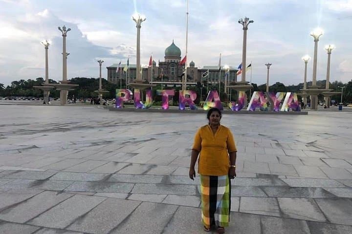 Putrajaya Day Tour from Kuala Lumpur — Agricultural Park, Putra Mosque & Bridges photo 1