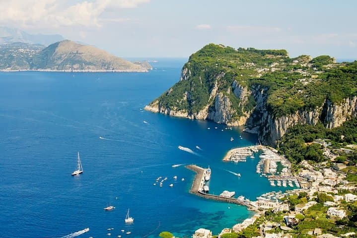 Capri Day Trip from Naples: Hydrofoil Ride, Anacapri & Gardens of Augustus photo 2