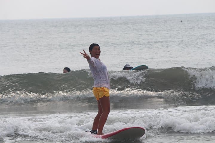Beginner Surf Lesson at My Khe Beach — Surf Shack Da Nang Guide photo 2