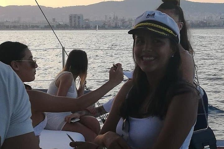 Barcelona Sailing Tour with Swim & Drinks — Port Olímpic Cruise & Snorkel photo 3