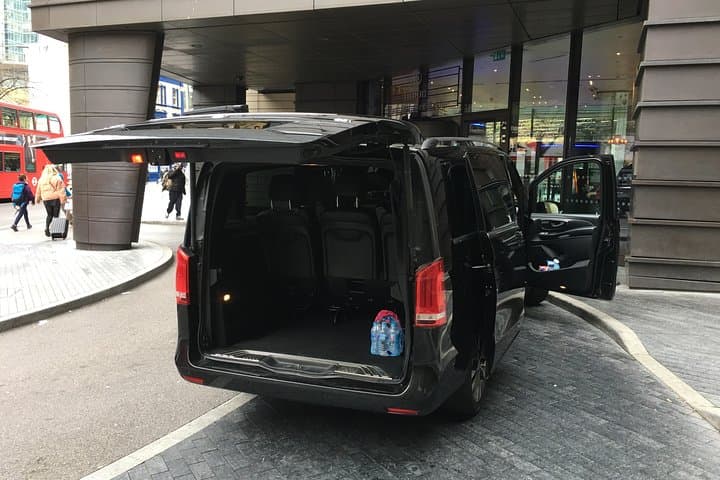 Harwich Cruise Port to Central London Private Transfer — Door-to-Door Comfort and Reliability photo 6