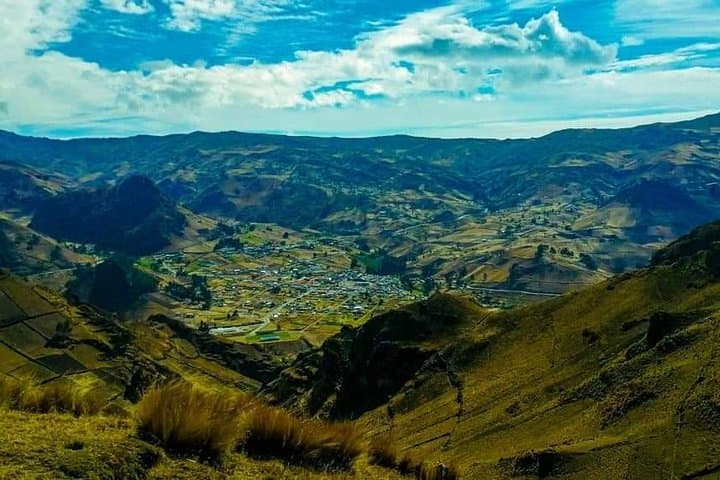 Quilotoa Loop & Toachi Canyon: 3-Day Andean Trek from Quilotoa to Isinlivi photo 6