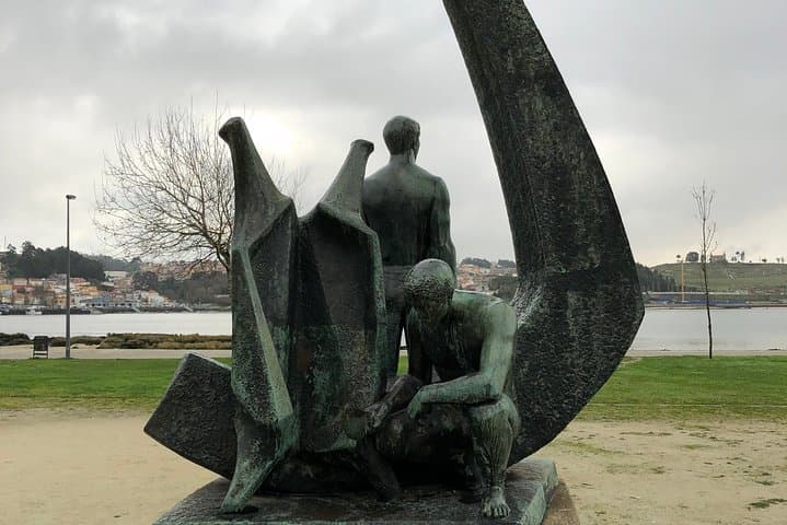 Private Porto: 8-Hour Rabelo Boat Tour, City Sights & Port Wine Tasting photo 6