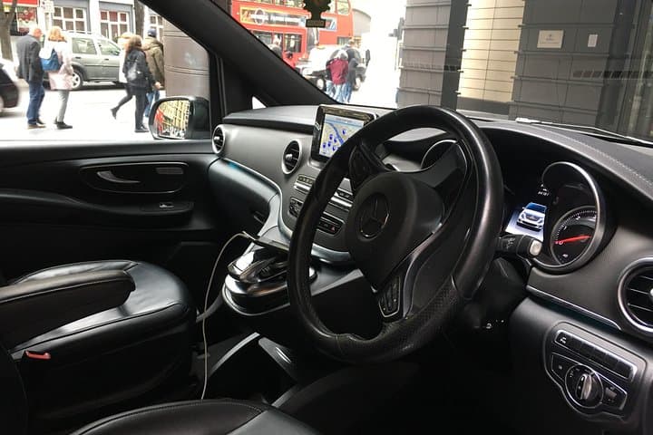 Private Transfers Between London Tilbury Cruise Port and Luton Airport: Door-to-Door Comfort photo 6