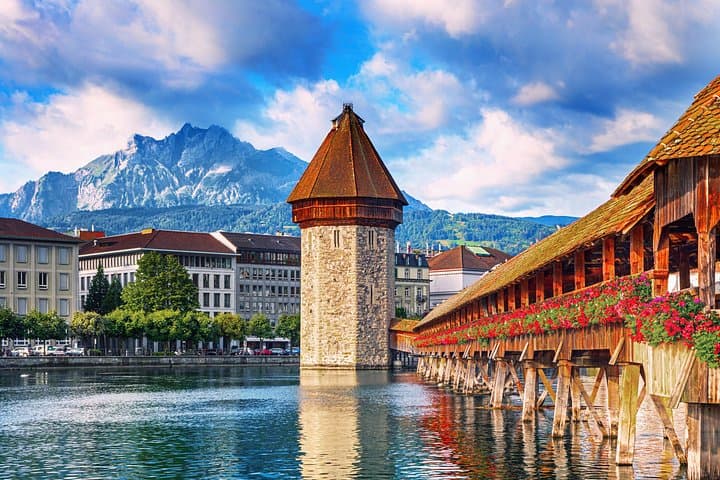Mount Rigi Private Day Tour from Zurich: Lucerne Boat Cruise, Cogwheel Train & Cable Car photo 2
