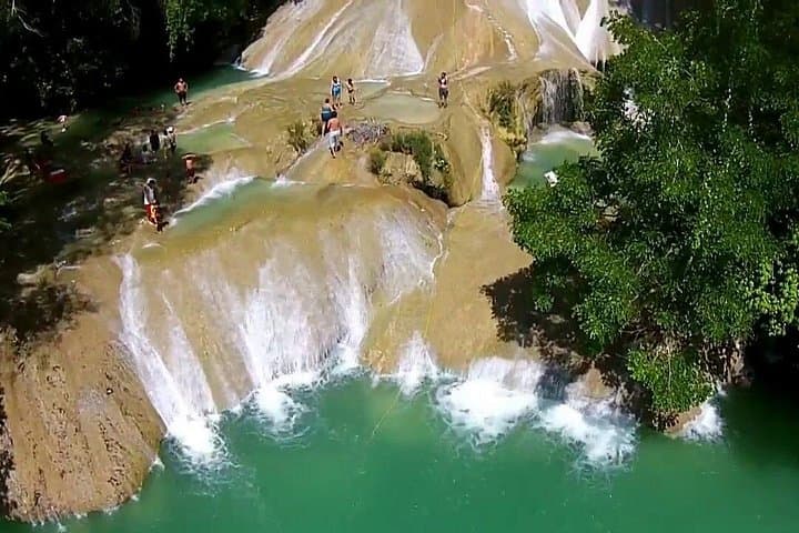 Palenque to Roberto Barrios Waterfall Day Trip with Transfer to San Cristóbal