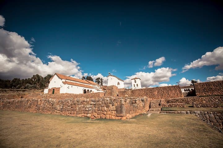 Sacred Valley Full-Day: Chinchero, Yucay Living Museum & Ollantaytambo Fortress photo 3