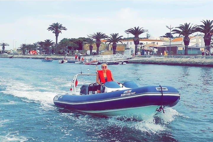 Private Coastal Powerboat Tour in Lagos: Algarve RIB Adventure & Scenic Coastline Views photo 2