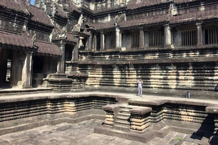 One-Day Angkor Temples Tour: Angkor Wat, Angkor Thom & Ta Prohm (Sunset) photo 4