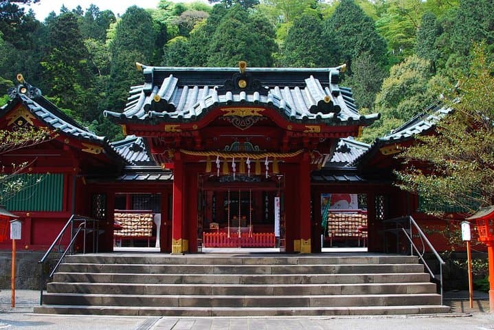 Custom Private Hakone Sightseeing Tour with Certified Local Guide photo 2