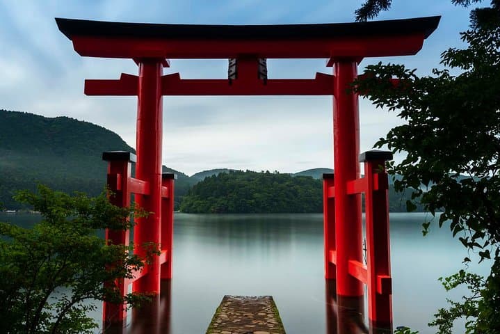 Custom Private Hakone Sightseeing Tour with Certified Local Guide photo 3