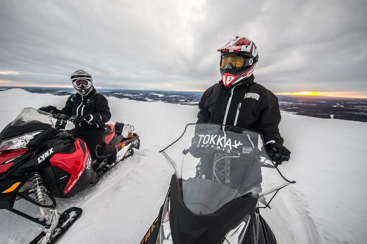 Levi Fell Snowmobile Safari: 30–35 km Arctic Ride with Café Stop photo 3