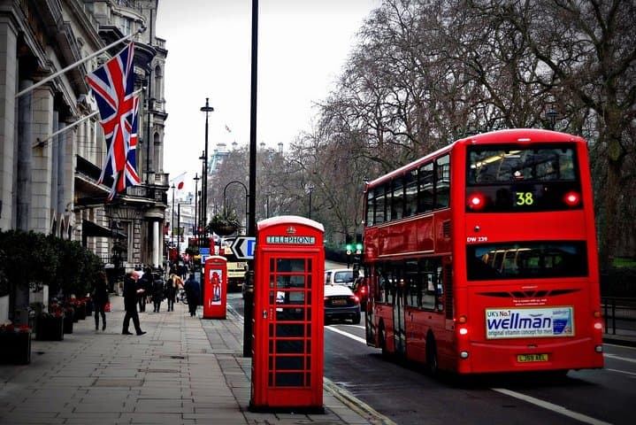 Private London Landmarks Tour: Westminster, Buckingham & the Tower photo 3