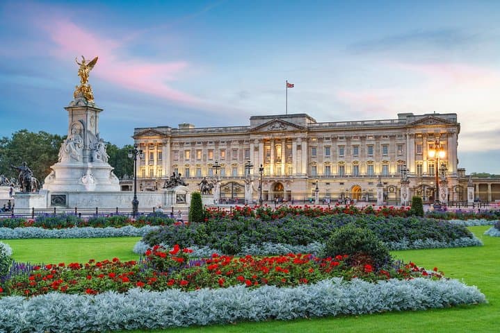 Private London Landmarks Tour: Westminster, Buckingham & the Tower photo 2
