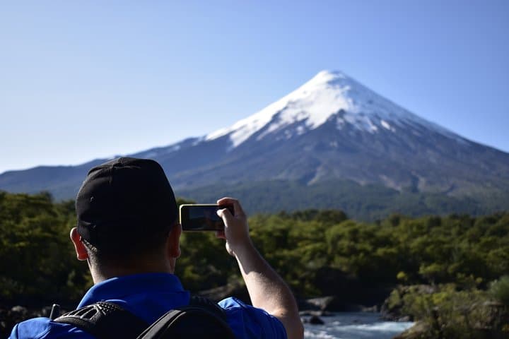 Full-Day Osorno Volcano and Petrohué Falls Premium Shared Tour from Puerto Varas photo 3